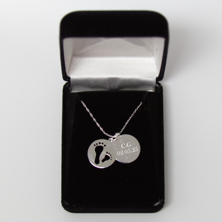 Silver Feet Necklace - Things Engraved
