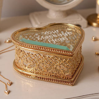 Coffret à bijoux personnalisé en forme de cœur gravé